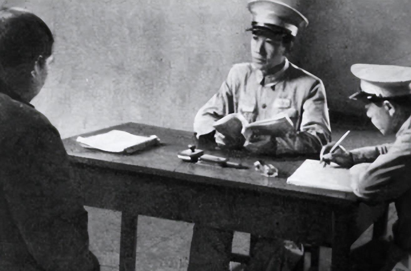 1947年宋美龄丢失钻戒保密局都破不了案民间高手轻松帮其找回