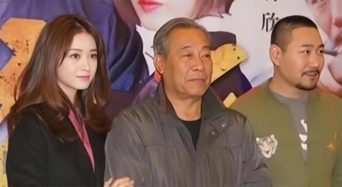 回顾一级演员冯恩鹤为爱息影12年捧出妻子与儿子两个博士