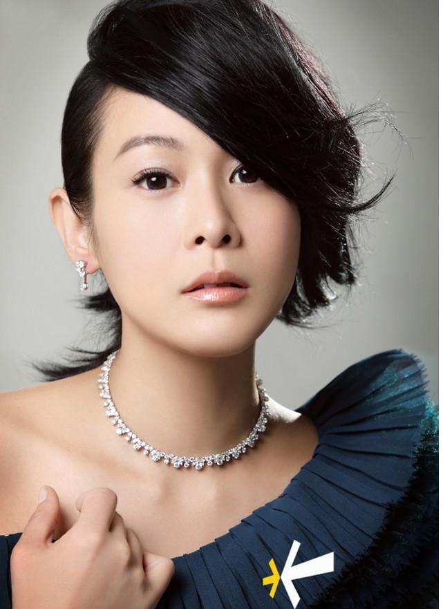 回顾刘若英我这辈子正确的决定就是在46岁高龄为小丈夫生儿子