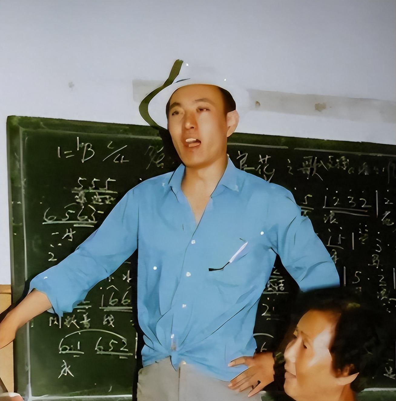 回顾姚刚一辈子无儿无女53岁买千万豪宅自己一个人住