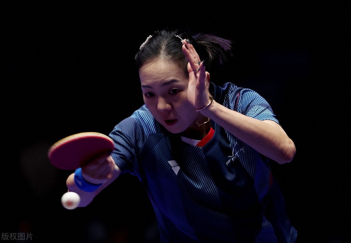 女乒领军人物风范显,新加坡大满贯,孙颖莎3-0袁嘉楠,强势晋级