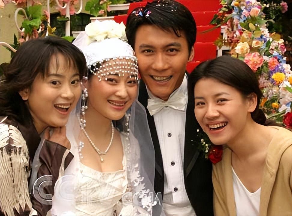 回顾谢润曾经北影四朵金花为家庭放弃事业相夫教子也很快乐