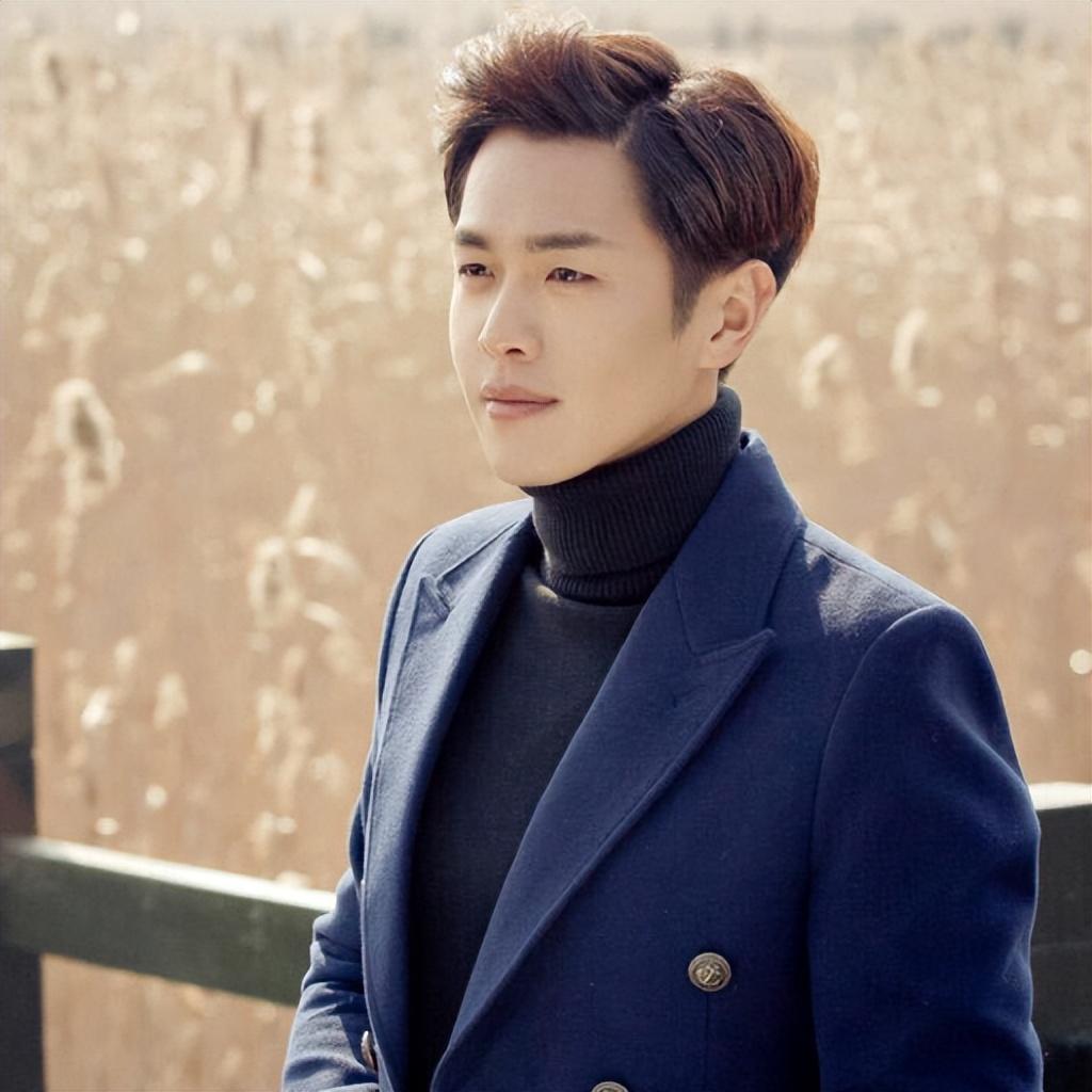 第四位—张若昀