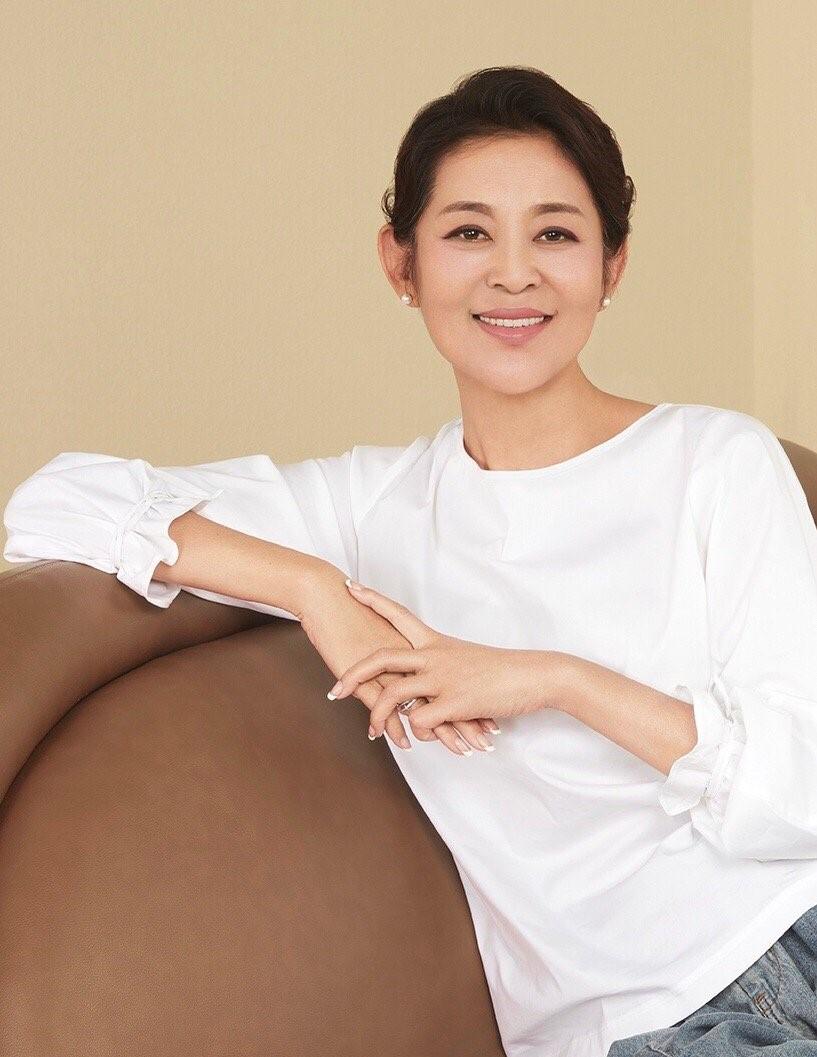 回顾倪萍的儿子虎子艰辛的求医路背后是妈妈的白发和心痛