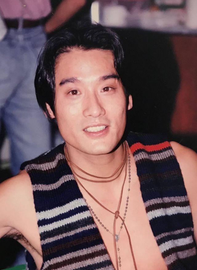 回顾演员梁家辉我这辈子最正确的决定就是娶了一个平凡的妻子