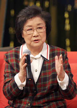 回顾马玉涛离婚又再婚丈夫病逝10年女儿见证了他们的恩爱