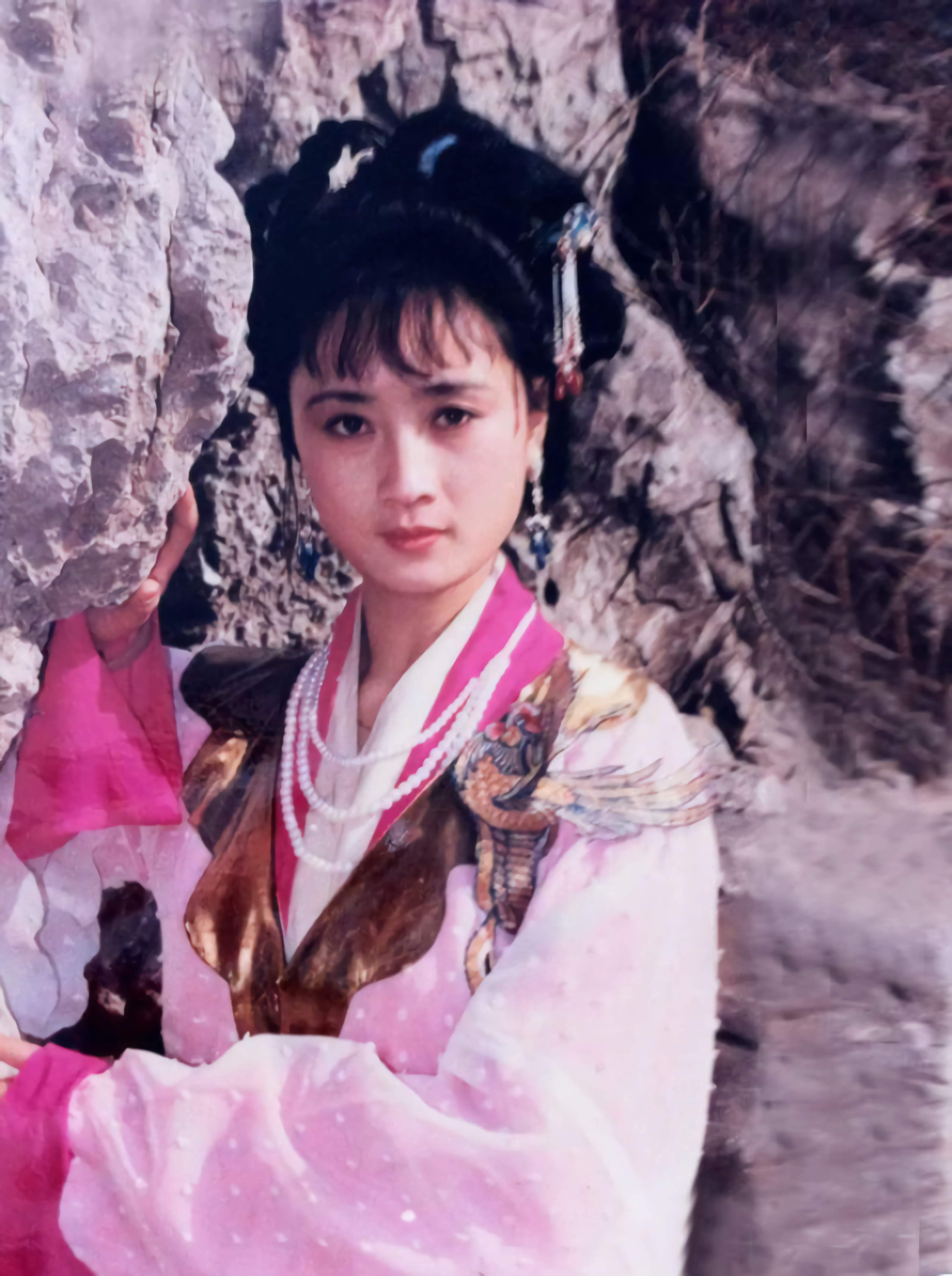 回顾侯长荣与妻子红楼相遇结婚37年生一女生活幸福美满