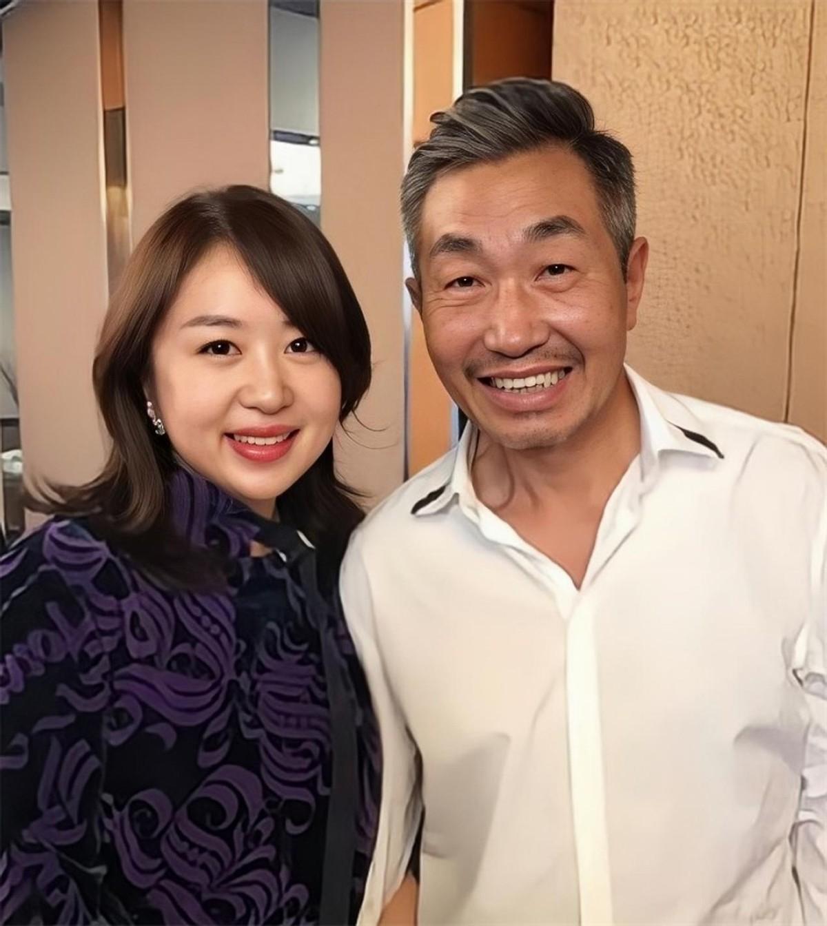 回顾老戏骨杜源4岁认识爱妻结婚41年零绯闻今女儿成他骄傲