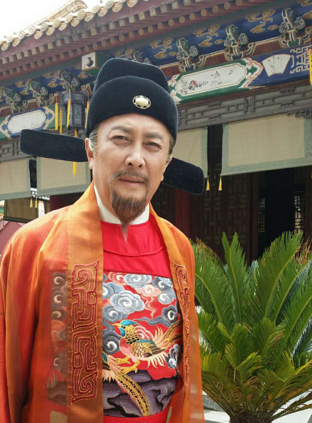 回顾唐国强的女儿唐莉我的早逝母亲我的再婚父亲我带泪的亲情