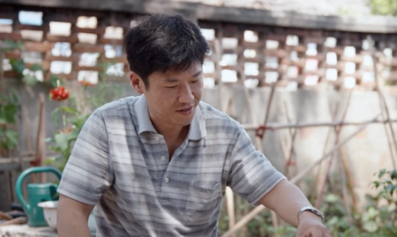 回顾演员王馥荔丈夫为娶她险些丢了工作如今儿子成了两人骄傲