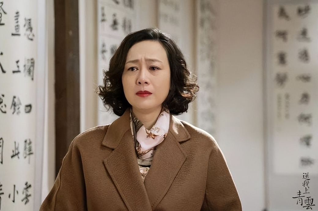 吴玉芳表示在看到剧本的第一时间,自己就被这个角色深深吸引住了,戏中