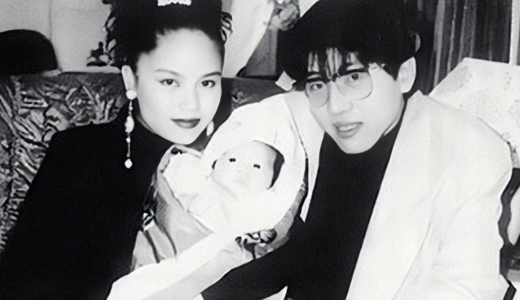 回顾千百惠人生坎坷曾从何静手里夺走丈夫现儿子成她唯一依靠