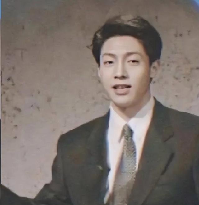 回顾果然又帅又有才的都"上交"国家了!没想到汪文斌年轻时这么帅