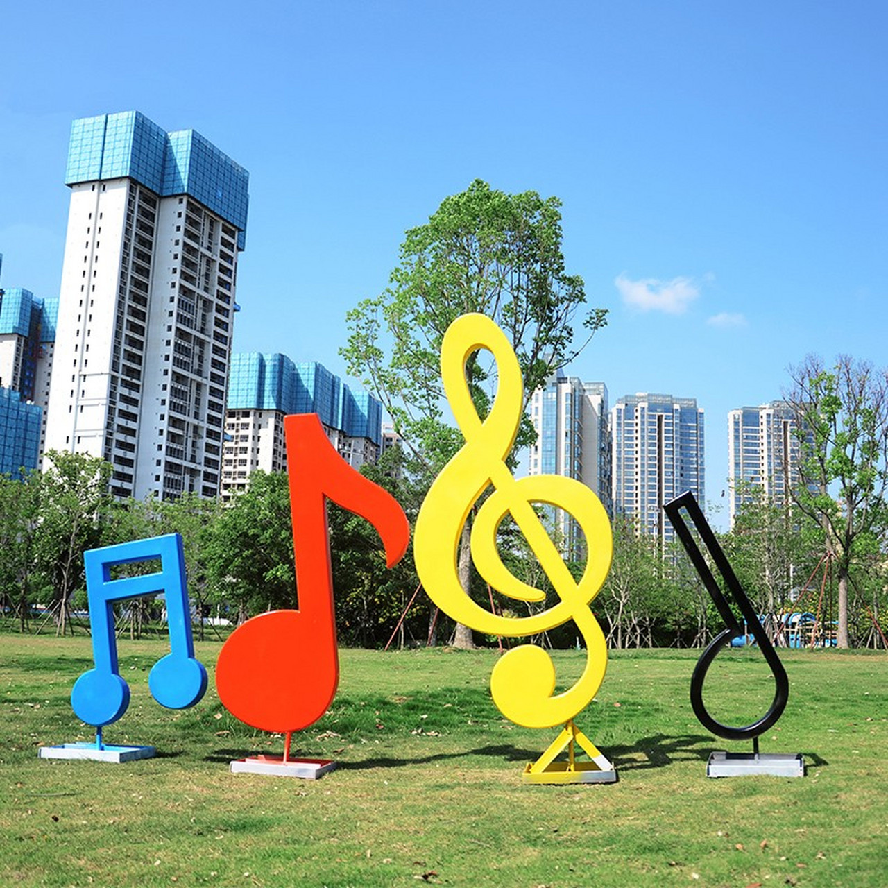 音符雕塑,跳动的音乐精灵  音符雕塑,一个将音乐与雕塑艺术巧妙结合的