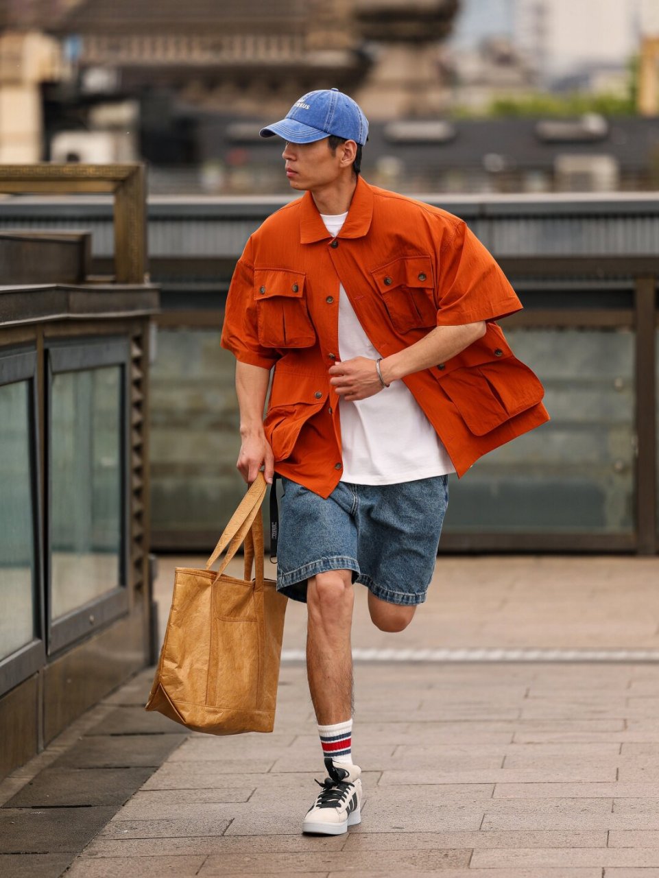 97cityboy 街拍 ootd91  97今日的穿搭风非常小清新,让我在人群