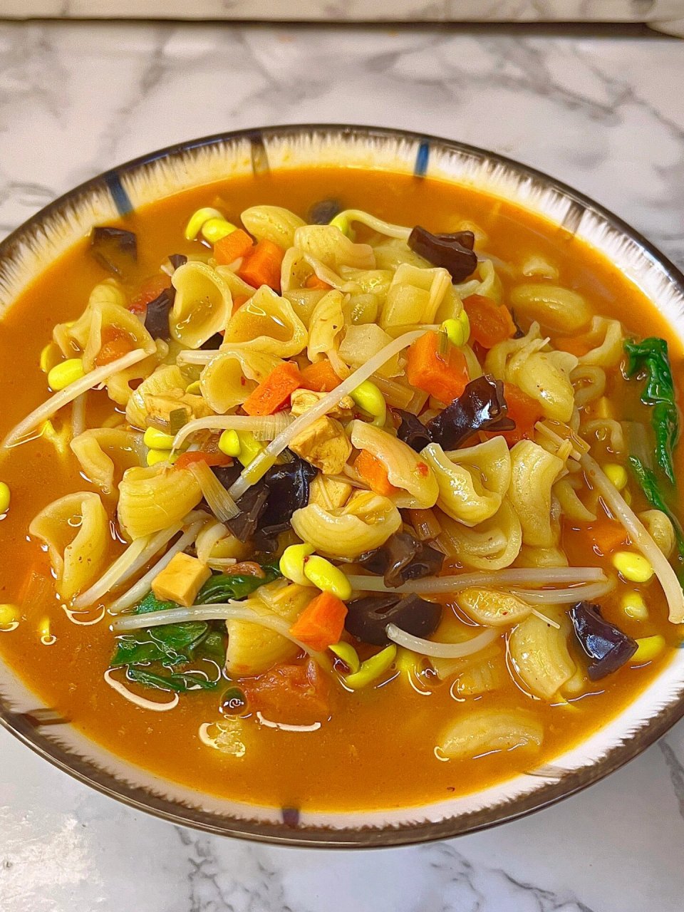 99家人们,给你们分享一款我妈妈做了十几年的家常美食——烩麻食!