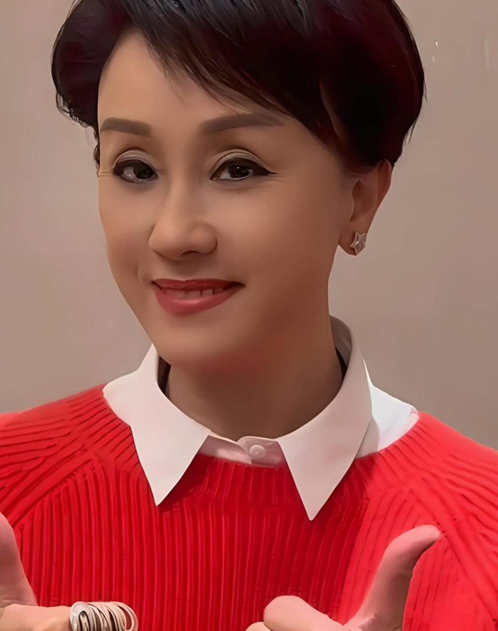 反串专业户盖鸣晖,你对她的美貌一无所知!
