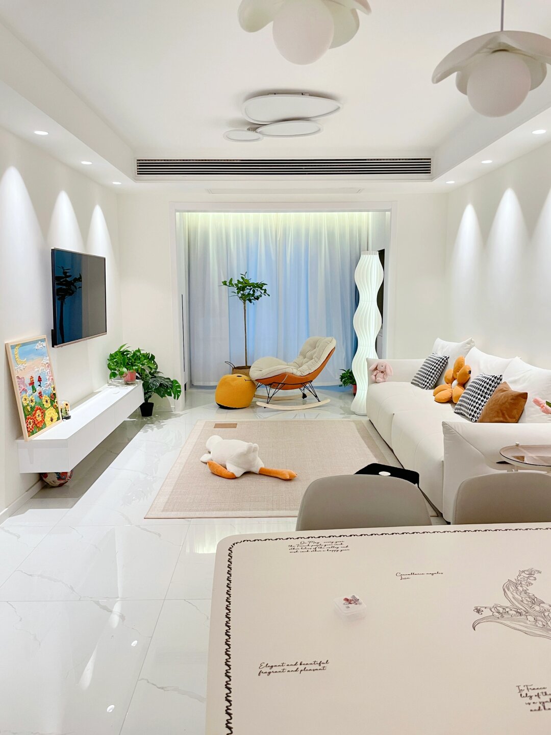 效果图白色地砖配家具效果图乳胶漆颜色效果图有多少种白菱花白的墙面