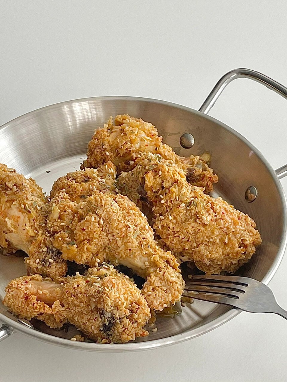 95蜂蜜黄油炸鸡,外酥里嫩,一口咬下去,满满的幸福感!