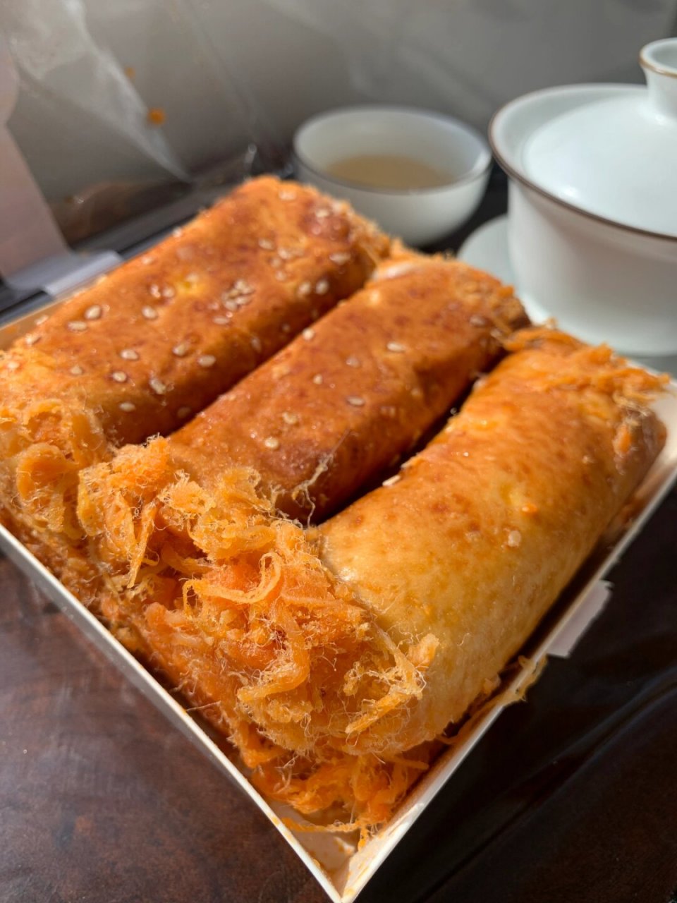 06啊,这种老式肉松卷真的好难买到了啊!