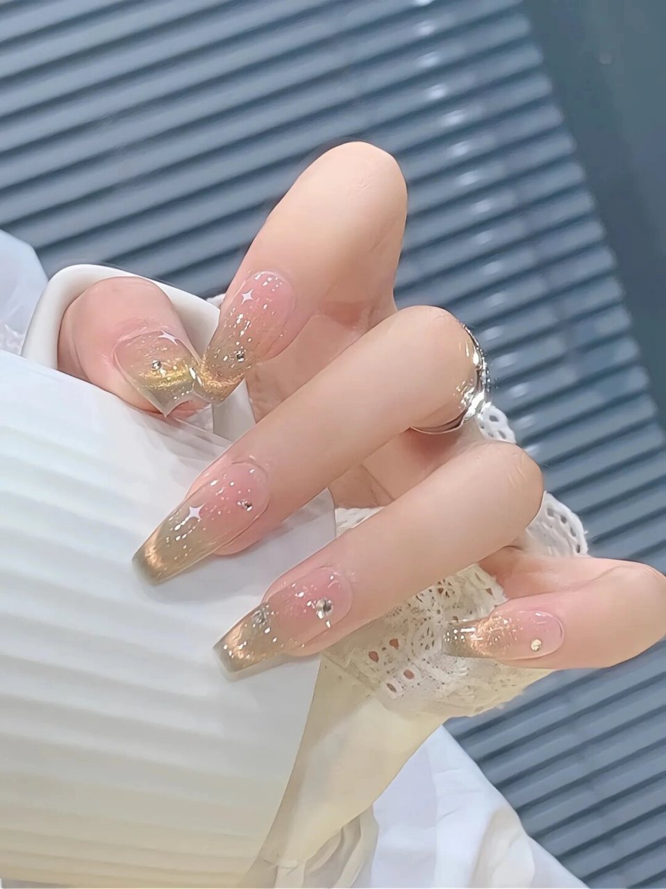 秋冬温柔风美甲集合气质又显白!  💅🍂秋冬温柔风美甲大集合来啦!