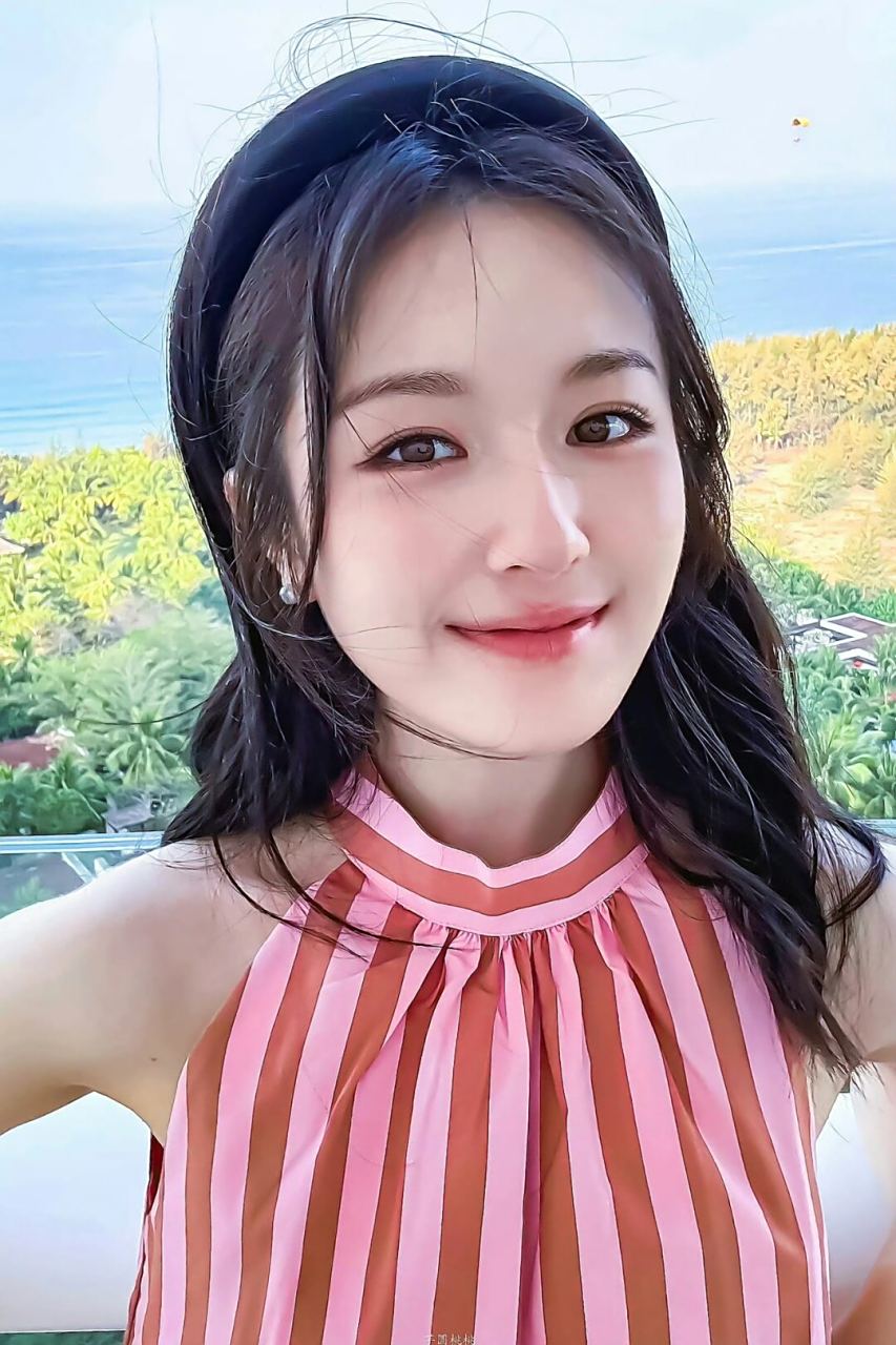 内娱的贵卡姐出现了 好完美的一张脸  78李兰迪的五官简直是绝美到