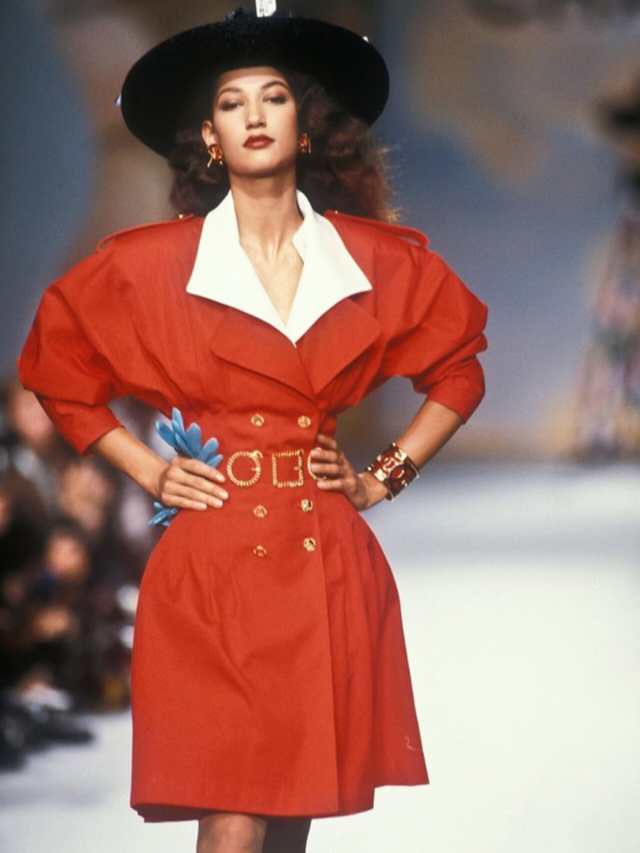 小香风之神 | chanel 1998 春夏成衣系列  今天我要带你们回到 1998