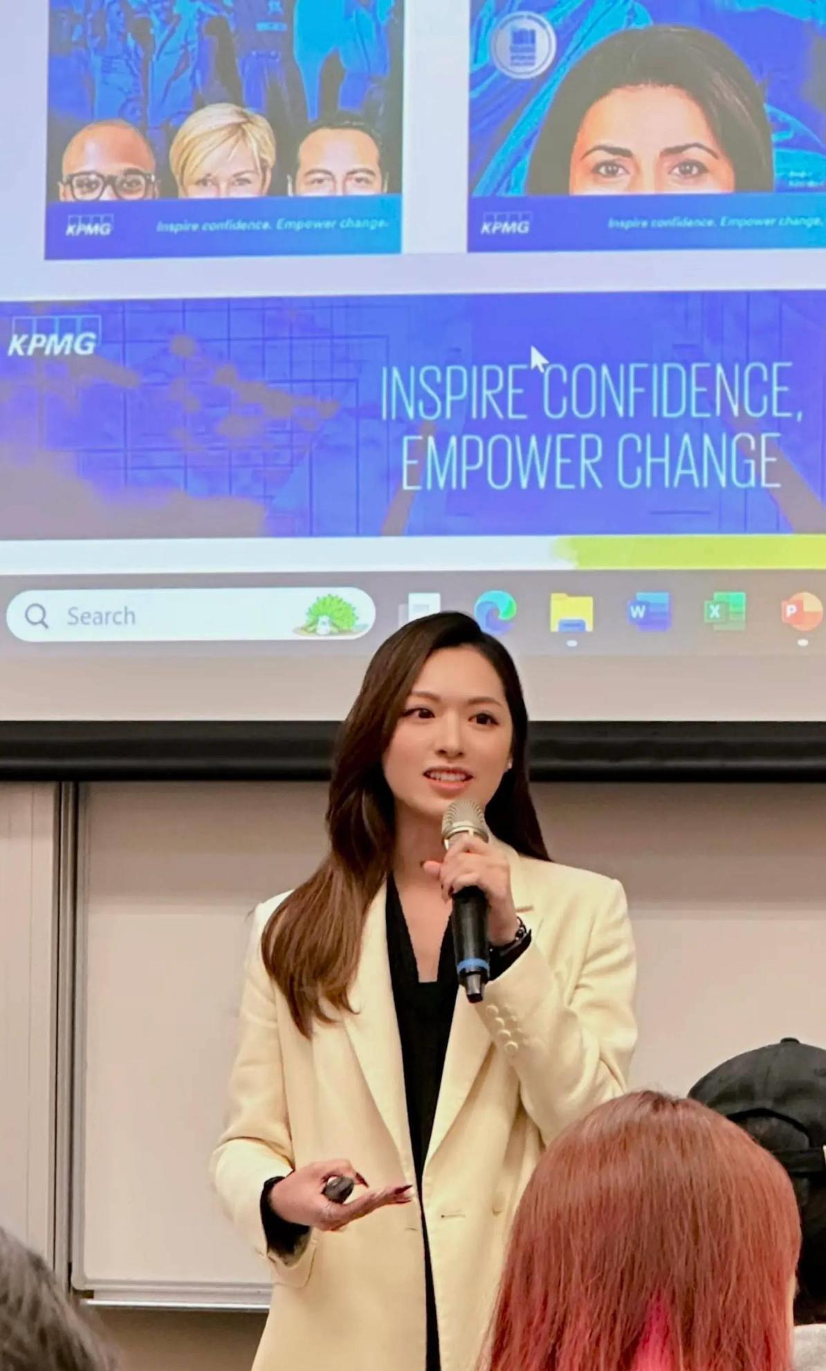 tvb前港姐冠军冯盈盈完成硕士课程!被问有心转行,本人正面回应