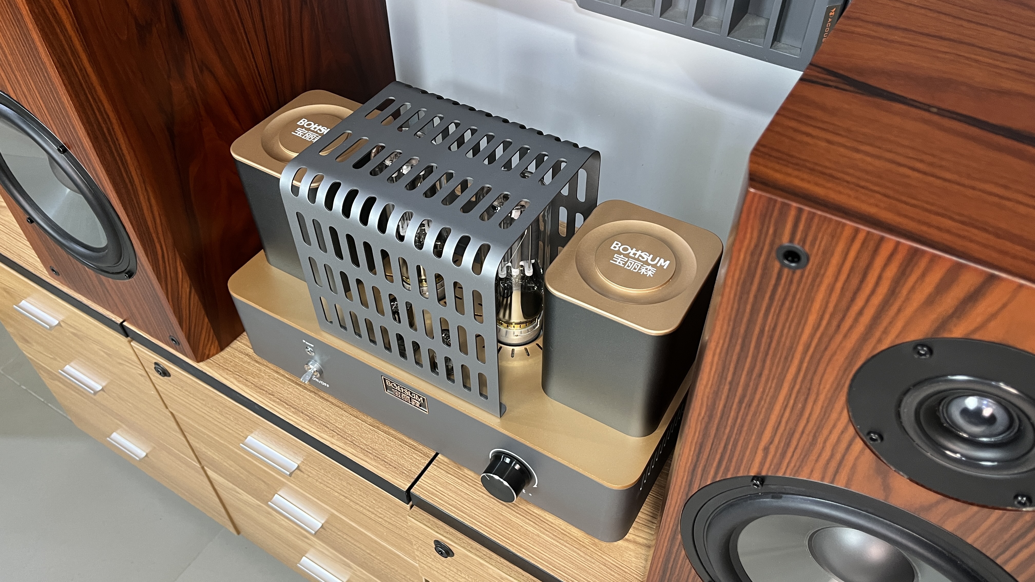 一分钟带你了解功放参数:解锁音响的秘密