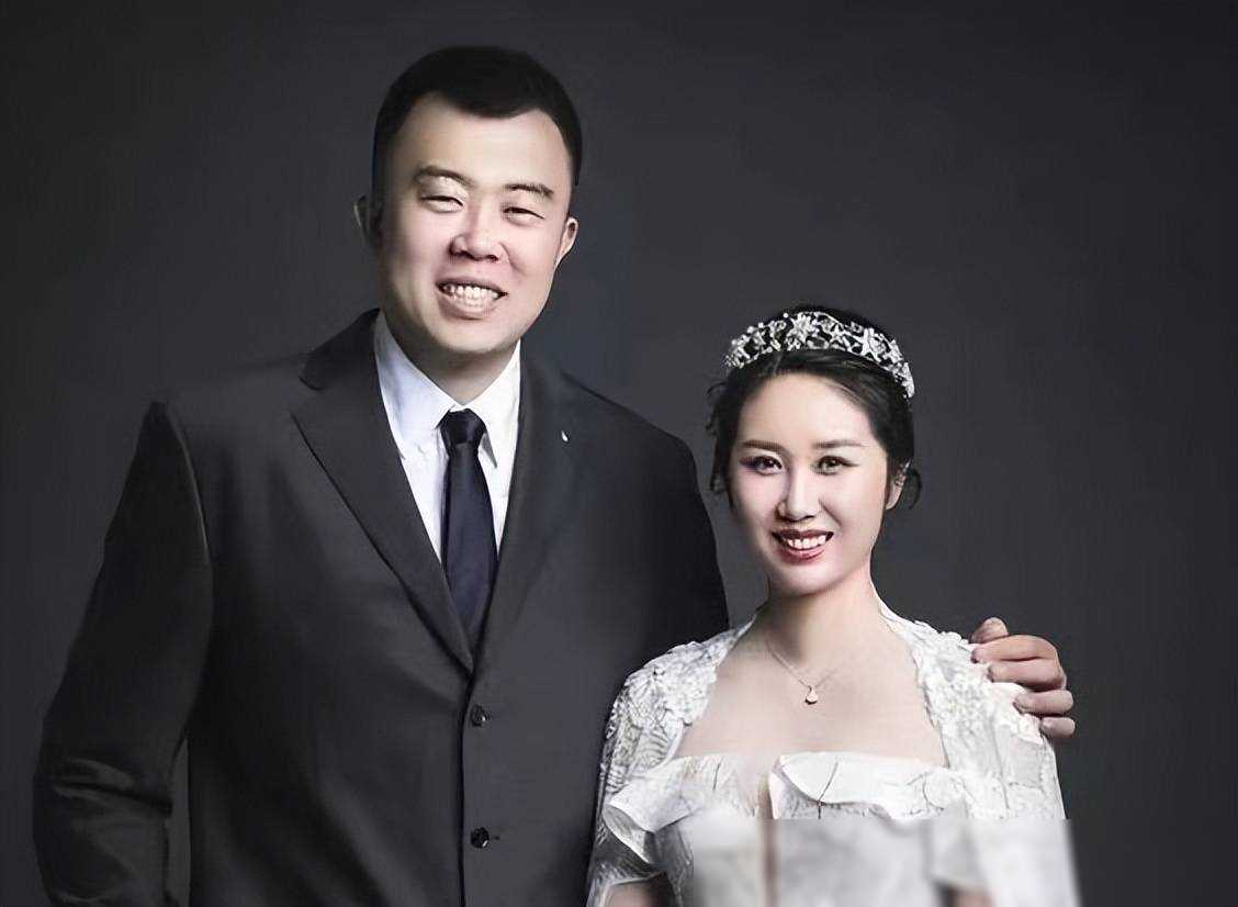 韩德君老婆的身高图片