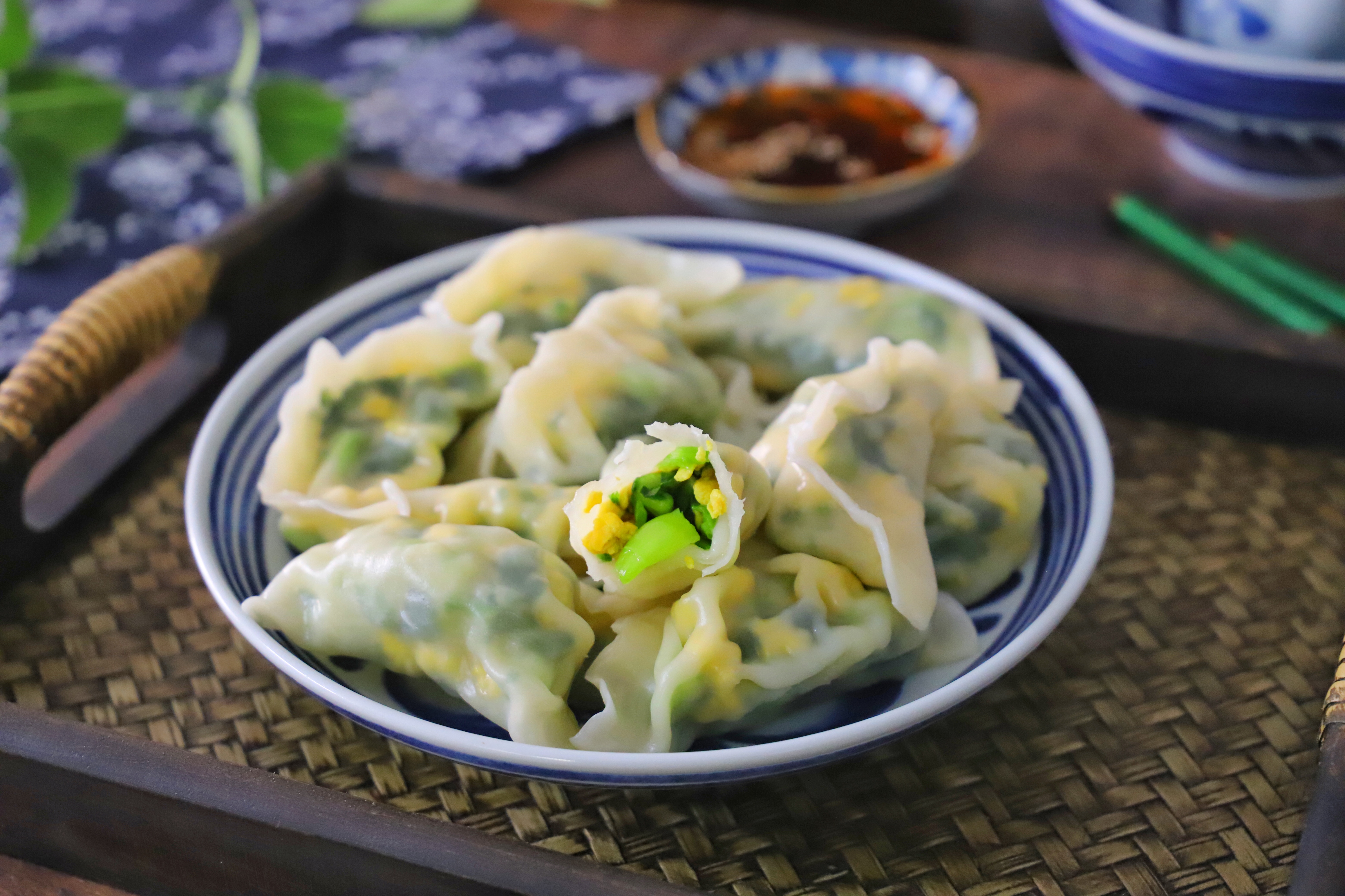 圆白菜鸡蛋素馅饺子图片