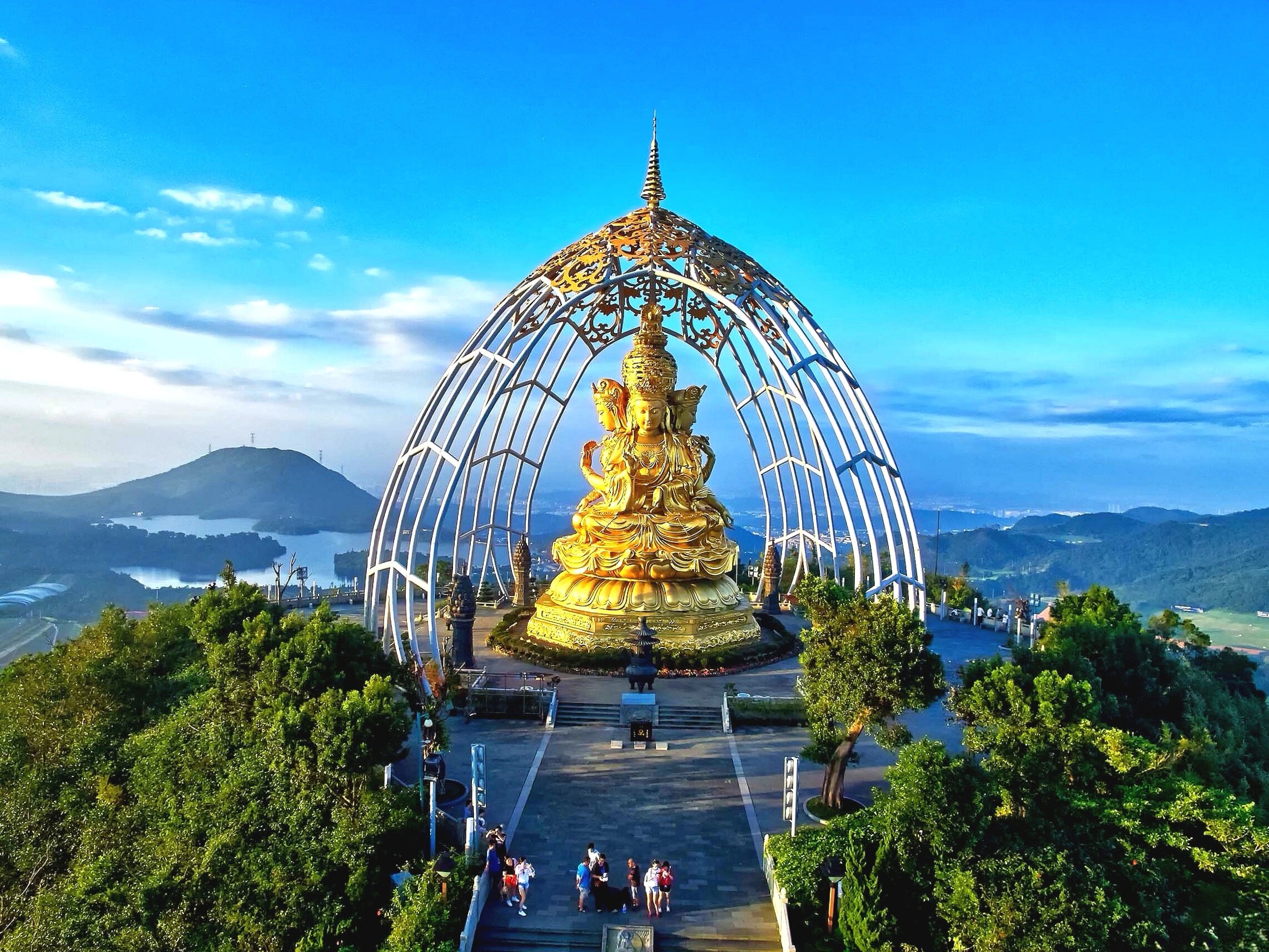 深圳大华兴寺,罕见的四面观音像,隐藏着一段鲜为人知的神秘传说