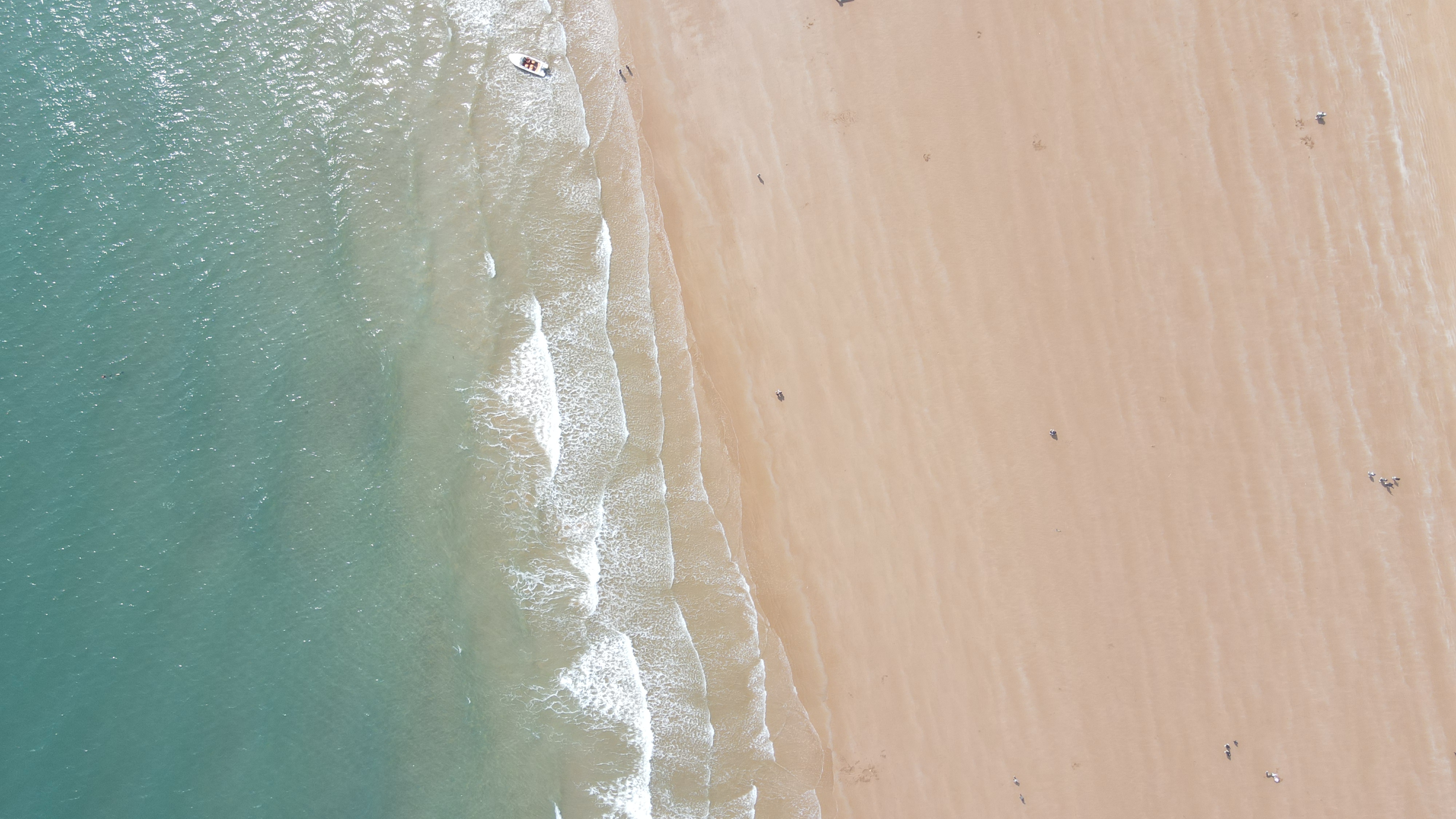 航拍青岛金沙滩|iphone 6壁纸可能出自这里