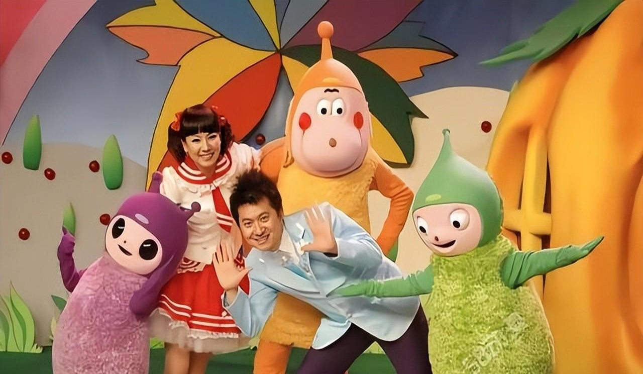 央视少儿频道主持人今昔:红果果绿泡泡儿女双全,金龟子成姥姥