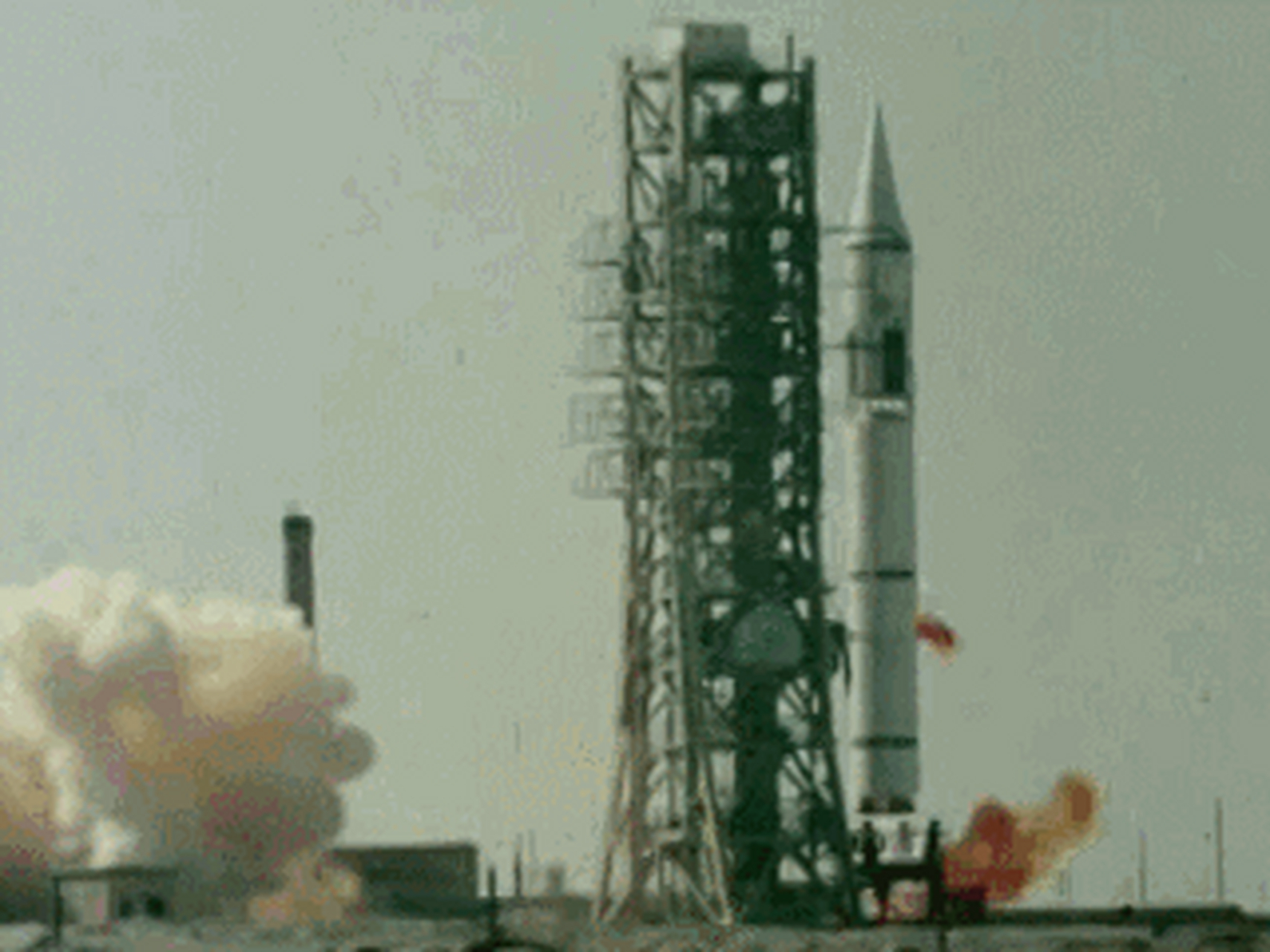 东风-5弹道导弹(简称:df-5,北约代号:css4),是我国第一型陆基洲际弹道