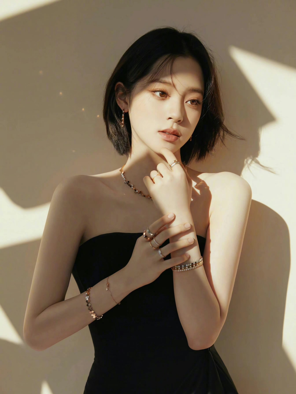 欧阳娜娜很适合短发啊,这个造型好好看!