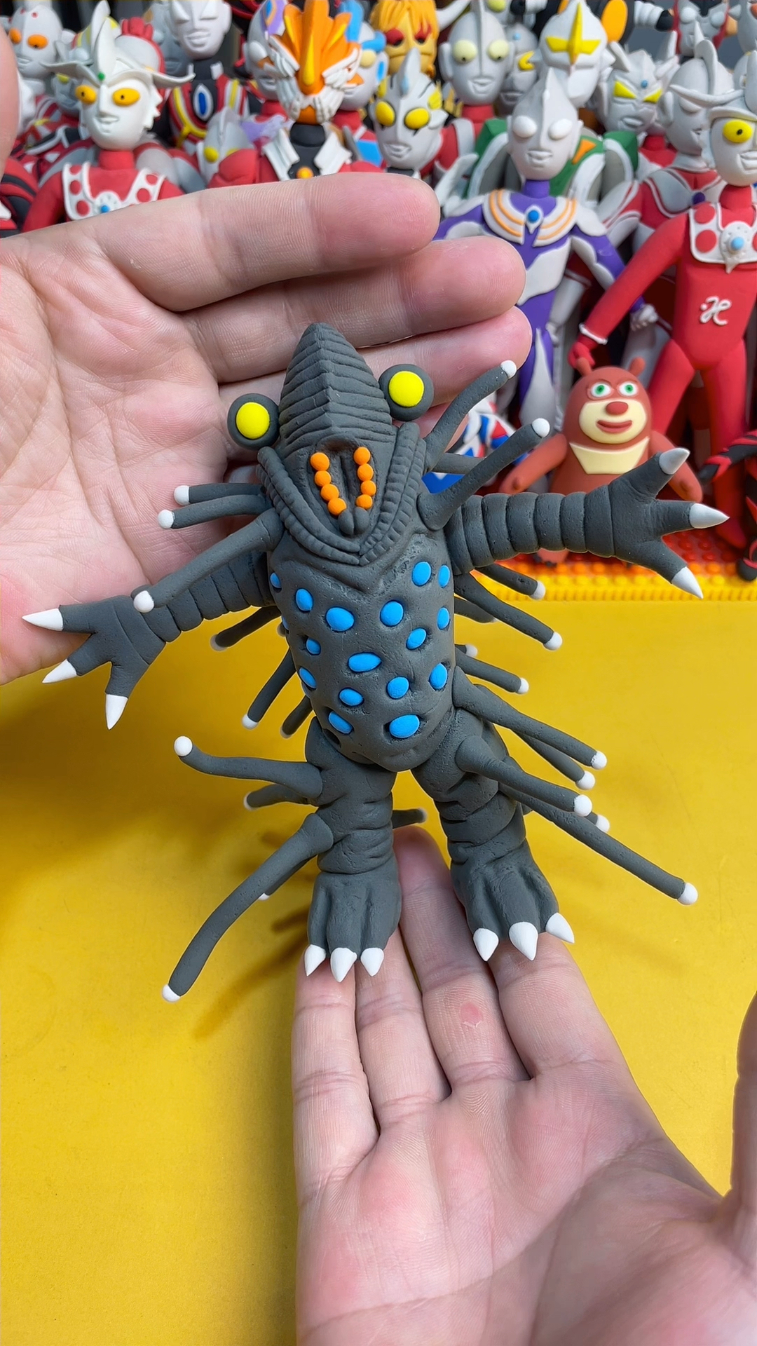 粘土手工时刻:奥特曼怪兽阿布多拉鲁斯-度小视