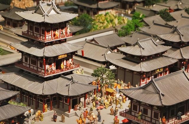 小说推荐:《大梦主》