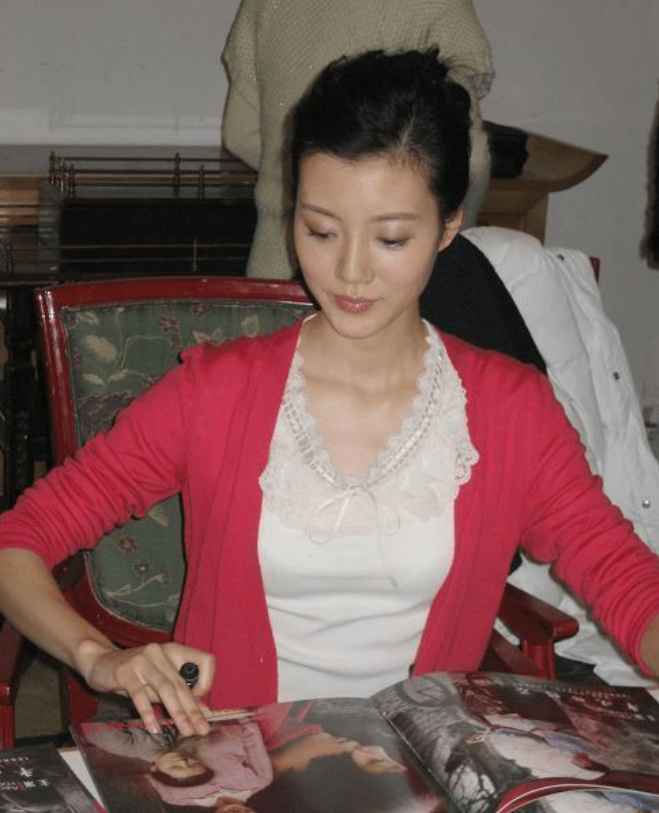 回顾车晓不顾一切与山西富豪闪婚结婚仅2年就离婚今怎样了