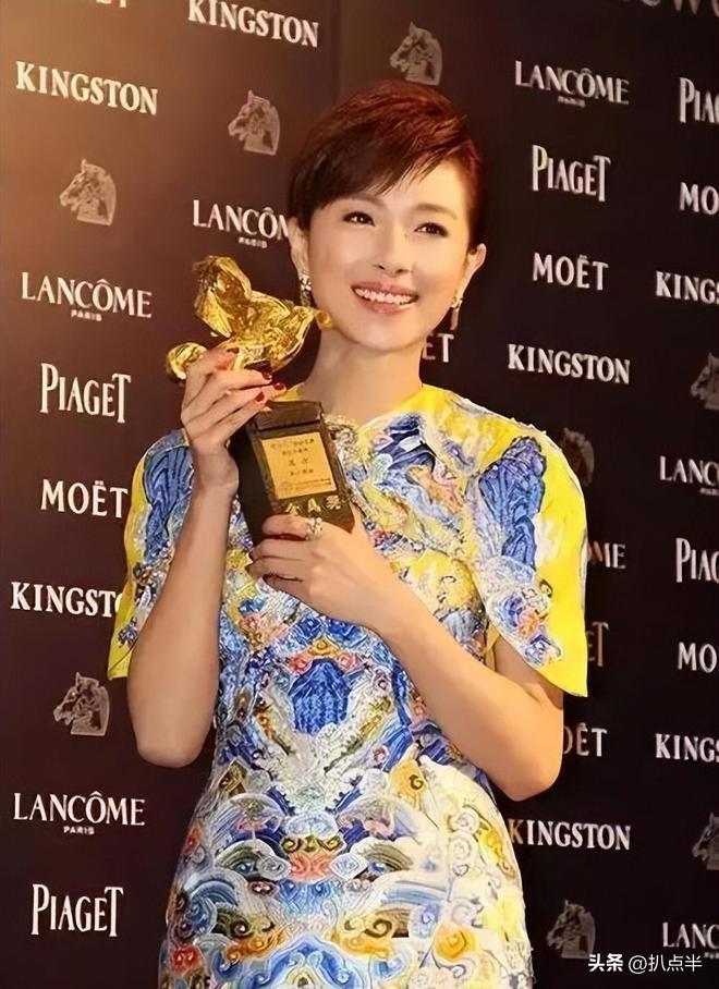 回顾不婚族万茜从不炒作嫁普通丈夫40岁高龄为小丈夫生孩子