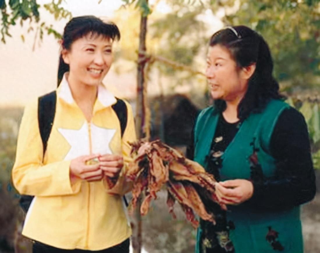 闫学晶合影图片