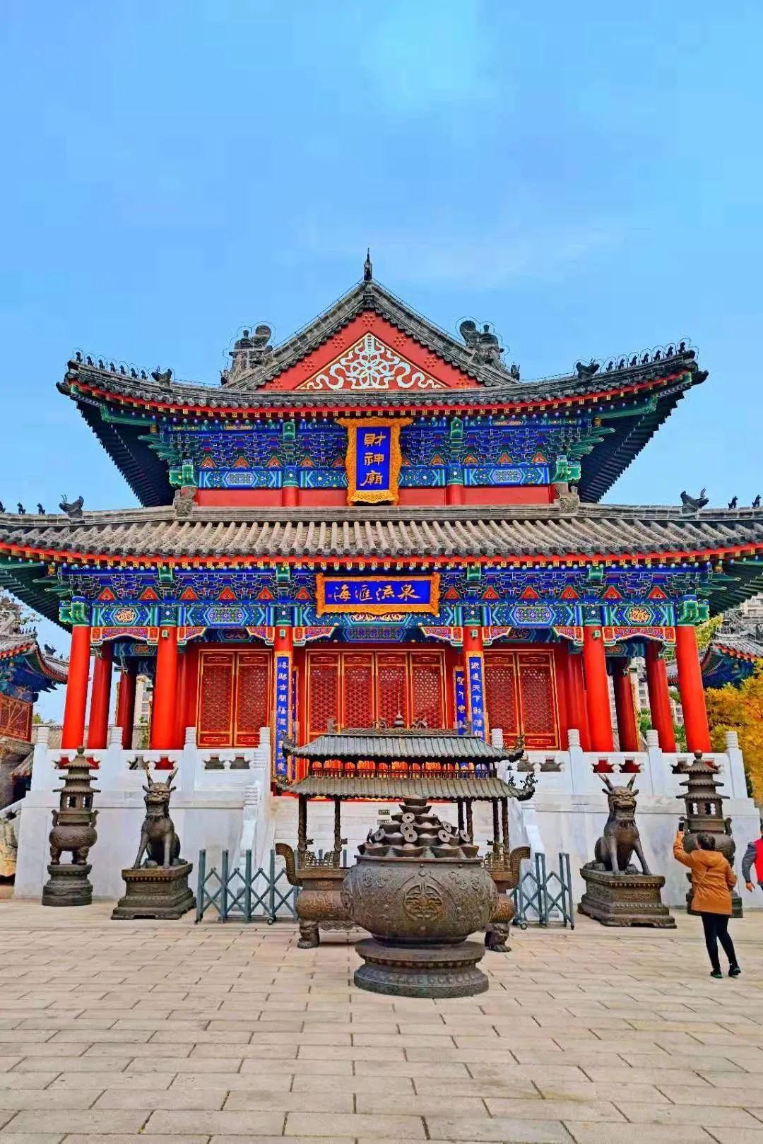 龙年已到快来这些地方讨些好彩头