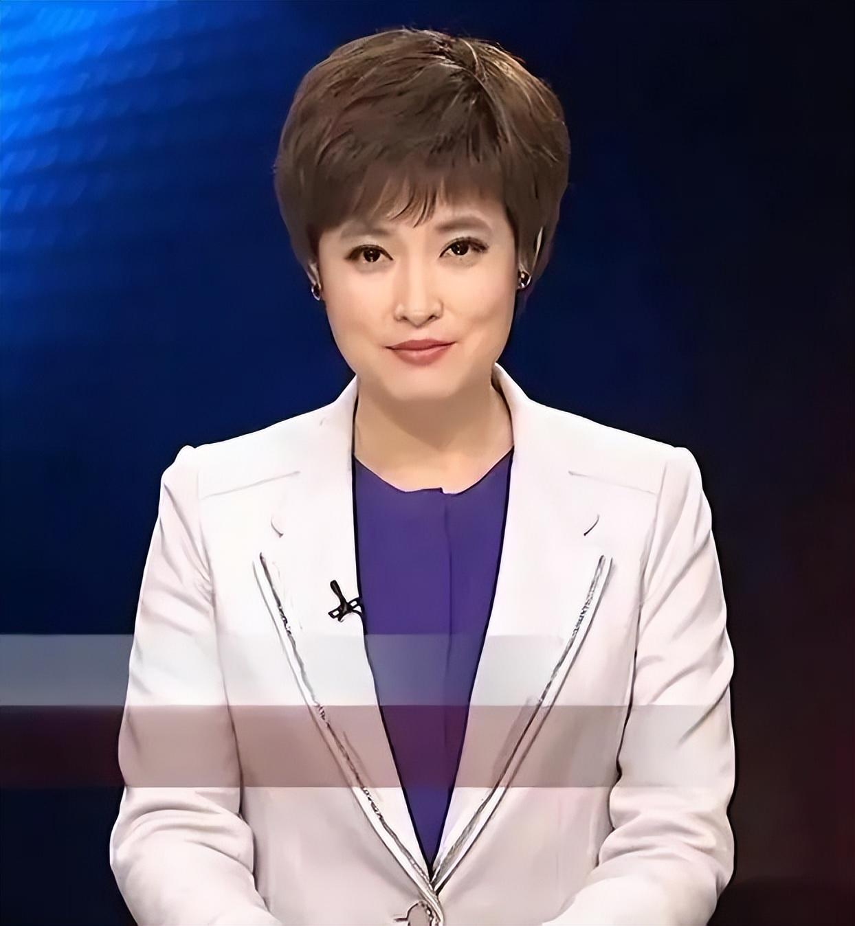 回顾央视主持人桑晨曾因身材高挑落选舞蹈学院如今成人生赢家