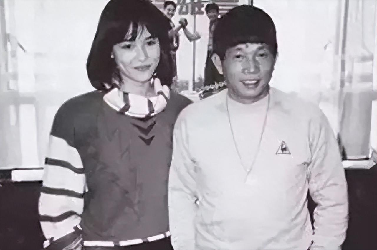 回顾翁静晶声讨成龙偷情致上司坠亡将双面尼姑拉下马