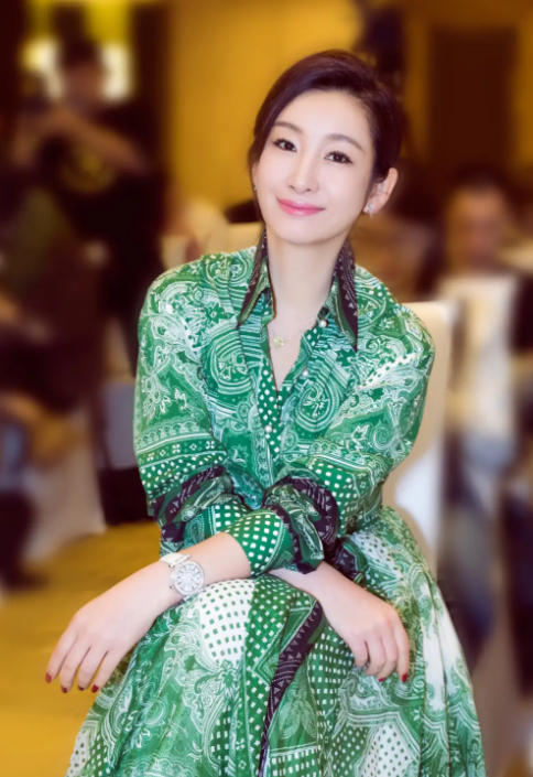 回顾秦海璐怀孕时小叔子公公相继去世生娃对婆婆好的亲妈吃醋