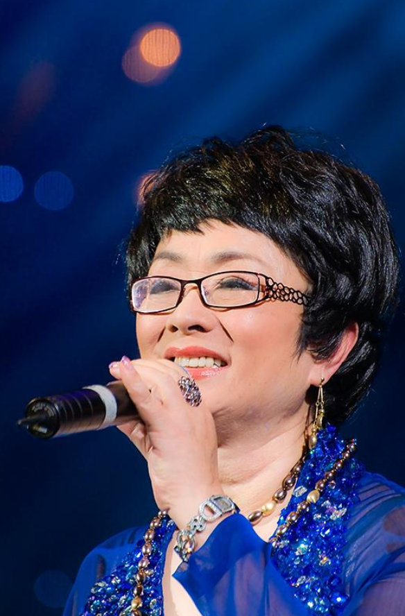 回顾谢莉斯辉煌背后的泪水与坎坷女儿离世后她的晚年生活怎样