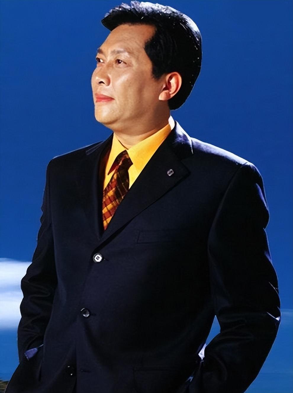 回顾唐国强的女儿唐亮生母悲情早逝她在泪水中理解父亲和继母