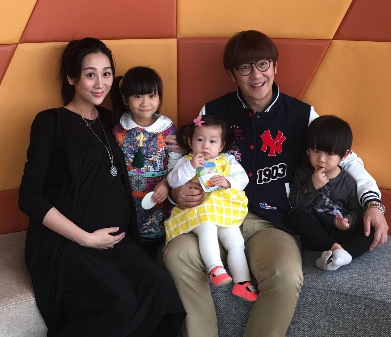 回顾蒋丽莎5年剖4胎从来不坐月子如今38岁的她老过54岁的丈夫