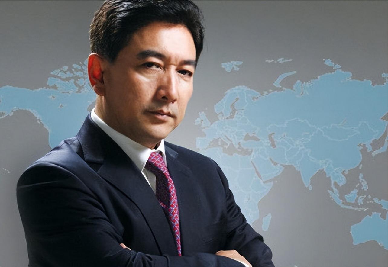 回顾水均益的女儿水亦诗为父母离异落泪将小继母当闺蜜