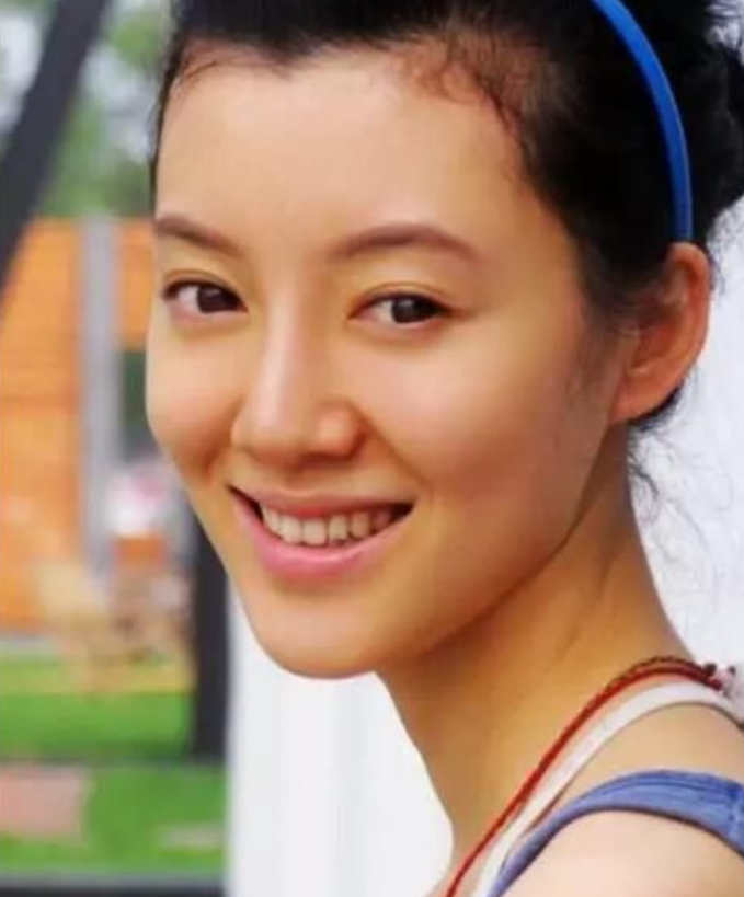 回顾车晓不顾一切与山西富豪闪婚结婚仅2年就离婚今怎样了